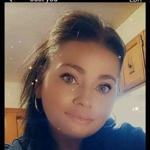Meet your Posher, Michele